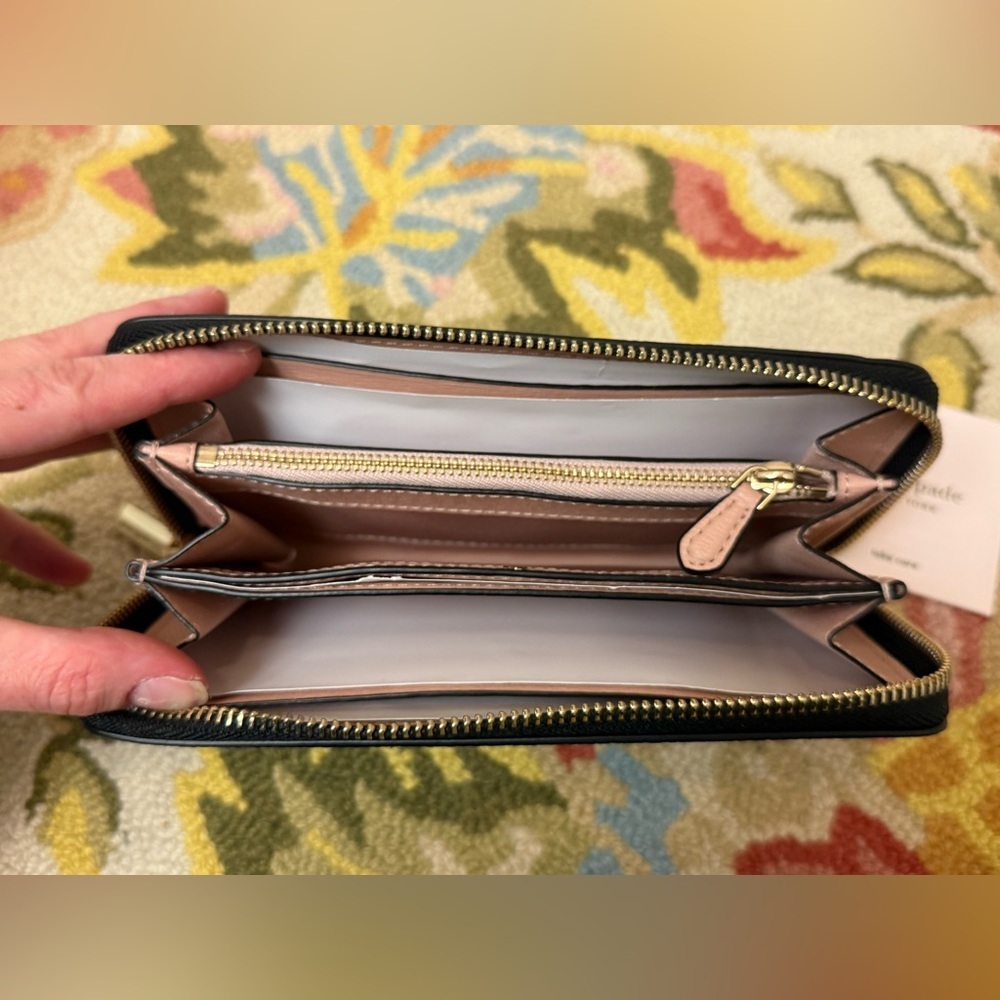 Kate Spade New York Large Black Leather Zip-Around Continental Clutch/Wallet - Picture 8 of 16